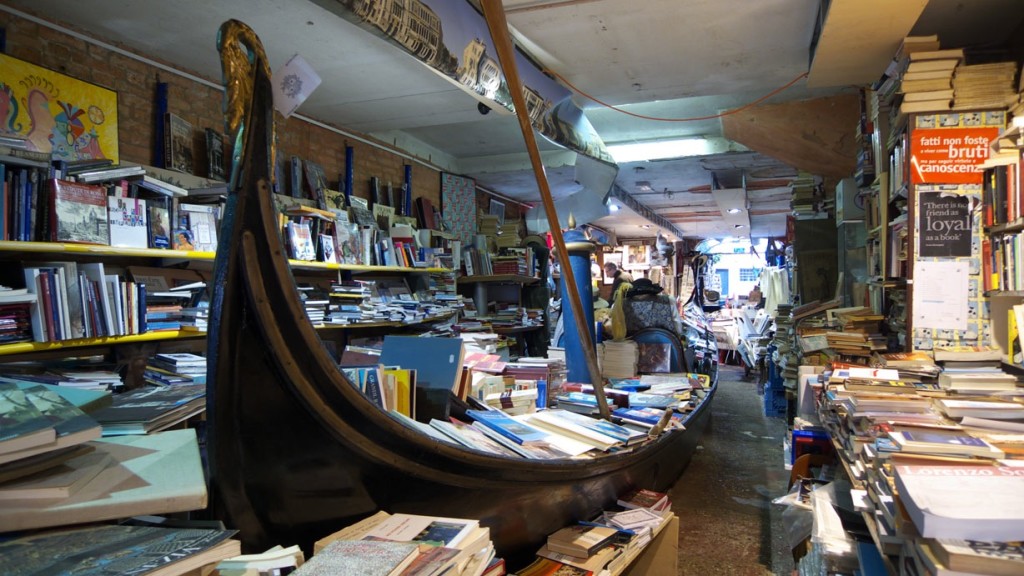 Libreria-Acqua-Alta-Venezia